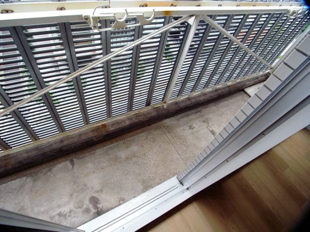 バルコニー　収納