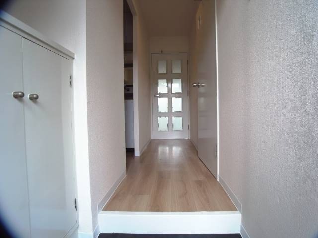 玄関　洗濯機置場