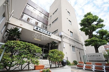 小学校　大阪市立南大江小学校（小学校）まで740m