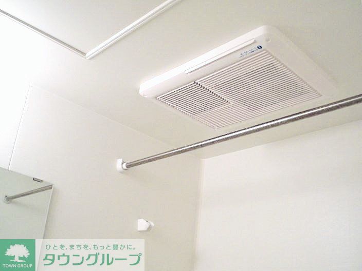 バス・シャワールーム　浴室換気乾燥機