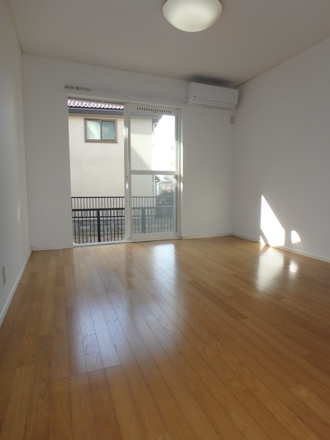 居室・リビング　綺麗な形でレイアウトしやすそうですよ