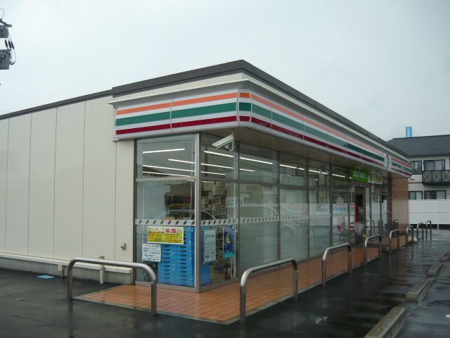 コンビニ　セブンイレブン川内中郷４丁目店（コンビニ）まで620m
