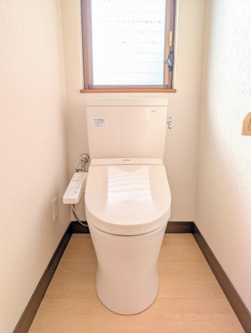 トイレ　【トイレ】