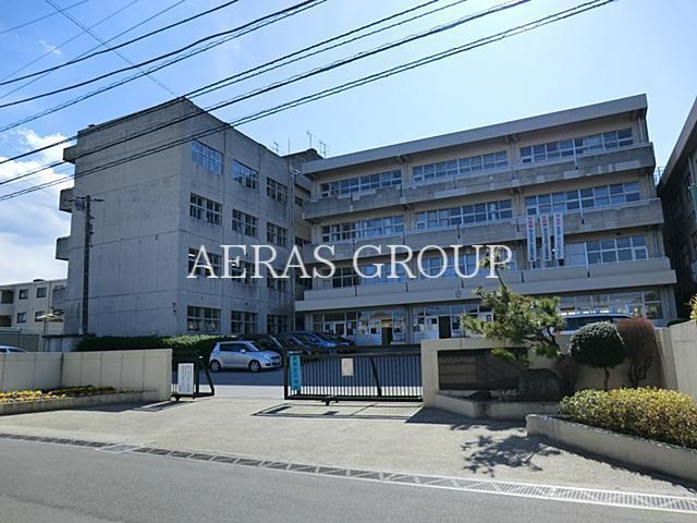 中学校　松戸市立六実中学校（中学校）まで1045m