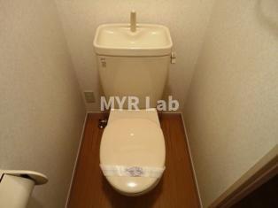 西鉄天神大牟田線 都府楼前駅 徒歩9分 7階建 築20年のトイレ写真