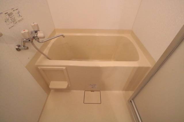 バス・シャワールーム　浴室！