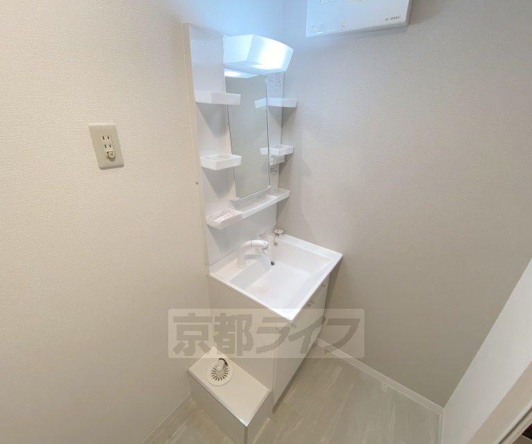 洗面設備　独立洗面台