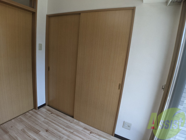 収納　クローゼットがありました。お洋服や荷物はここへ。