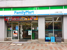 コンビニ　ファミリーマート上大崎三丁目店（コンビニ）まで478m