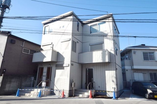 建物外観　★2沿線利用可能★