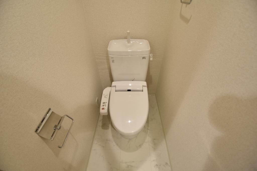 トイレ　シャワー付トイレ