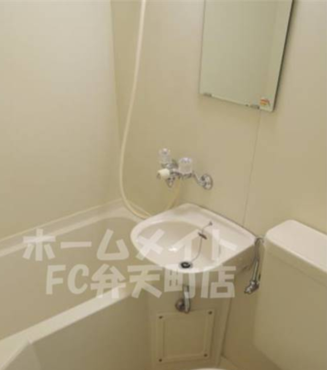 洗面設備　洗面所です