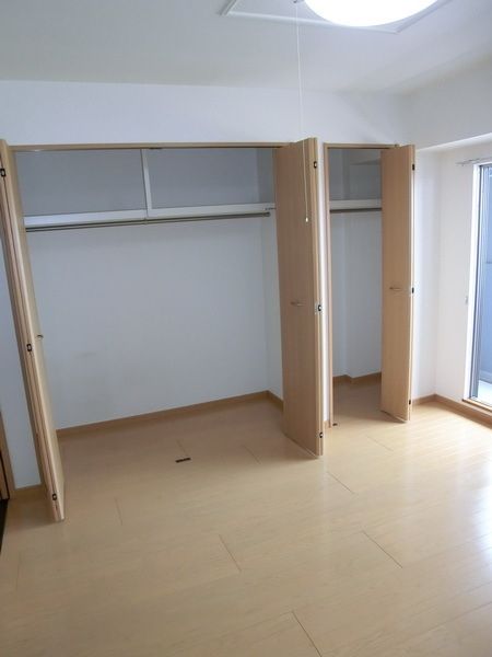 その他設備　大きなクローゼット収納