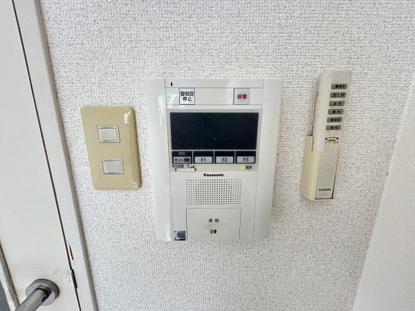 その他設備　１口電気コンロ付きコンパクトキッチンです