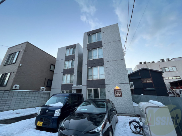 建物外観　札幌市東区北１０条東「ＧＲＡＮＤＷＯＯＤ　ＫＡＮＯＮ」