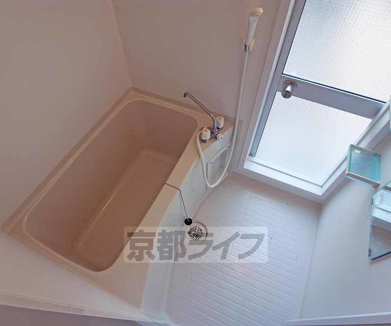 バス・シャワールーム　綺麗なお風呂です。