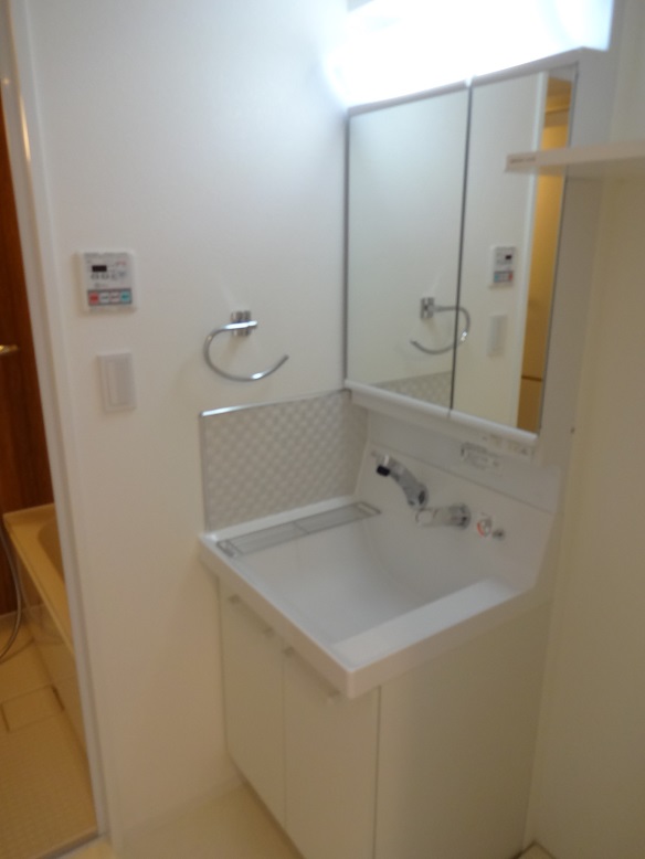 洗面設備　同マンション別部屋