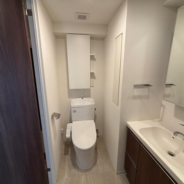 トイレ　※写真は同タイプ住戸です。?
