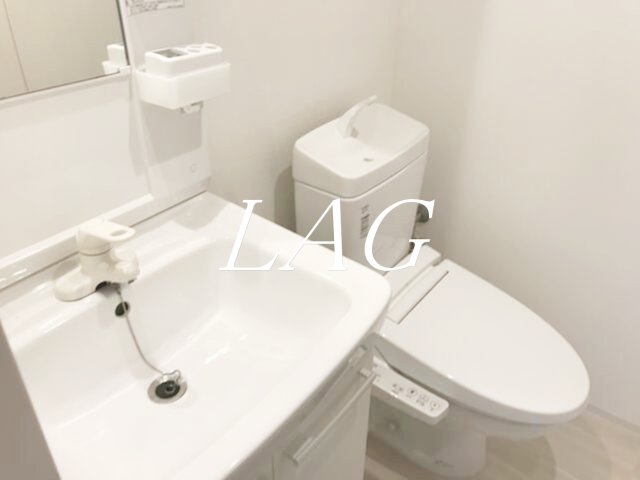 洗面設備　独立洗面台です。