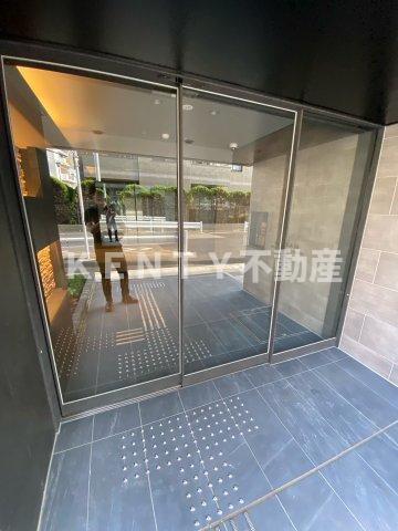 エントランス　清潔なエントランスです