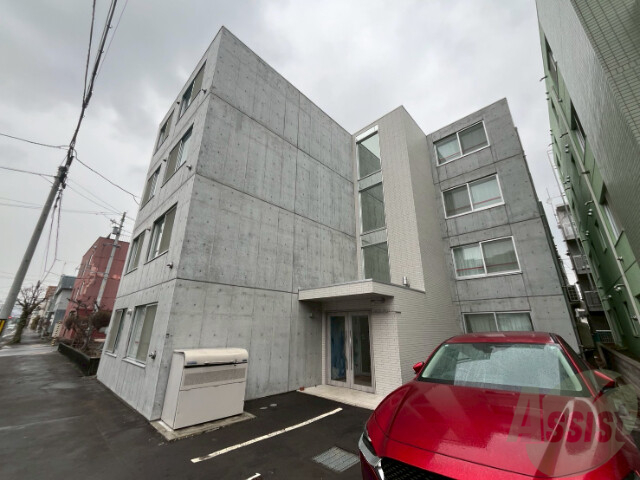 建物外観　札幌市北区北３１条西「ＰａｒｔｉｒＮ３１」