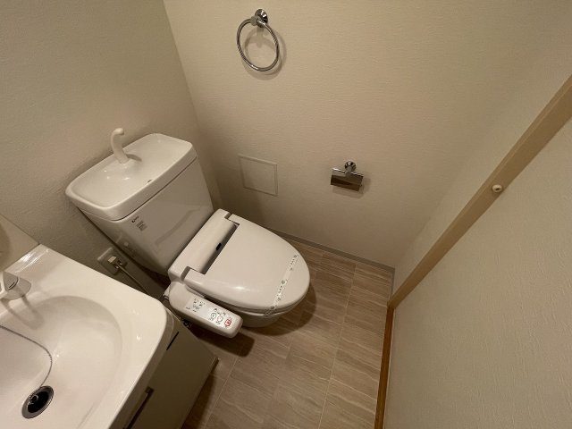 トイレ　コンパクトで使いやすいトイレです