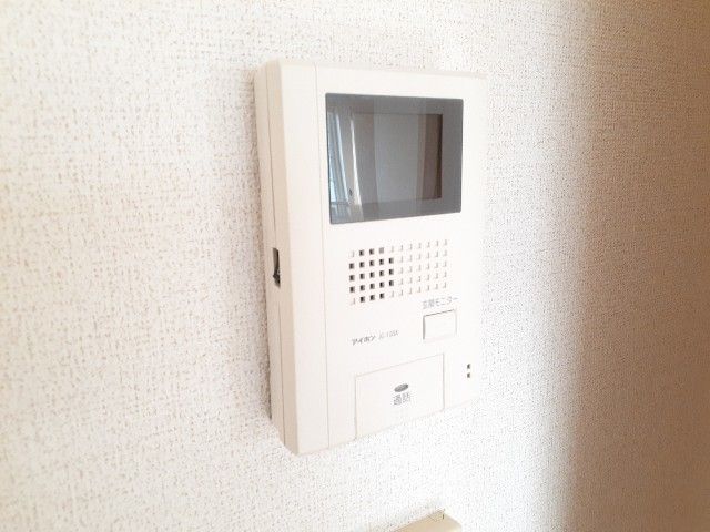 セキュリティ　モニター付きインターホン