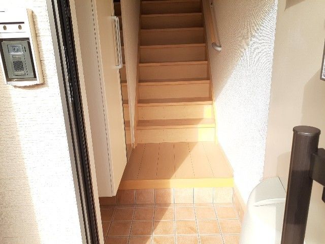玄関　シンプルで使いやすい玄関です