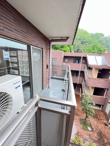 バルコニー　※別号室の参考写真