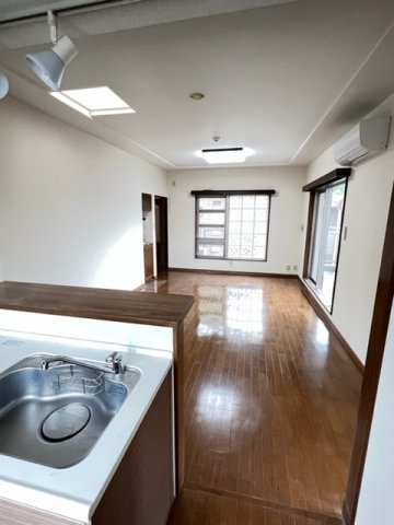 居室・リビング　※別部屋参考写真