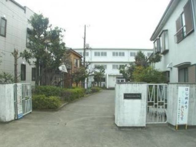 小学校　川崎市立小倉小学校（小学校）まで726m