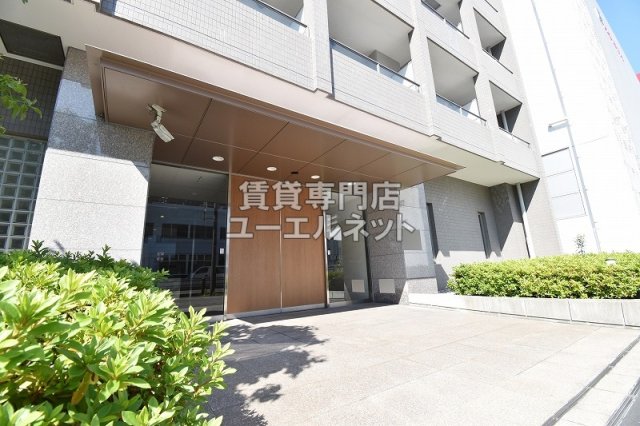 エントランス　オートロック完備