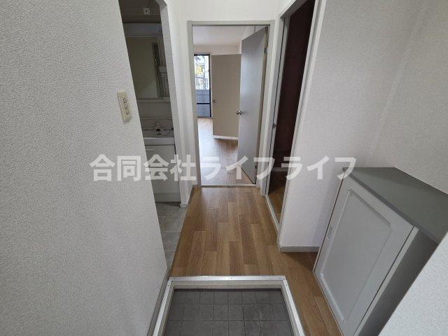 玄関　落ち着いた玄関です