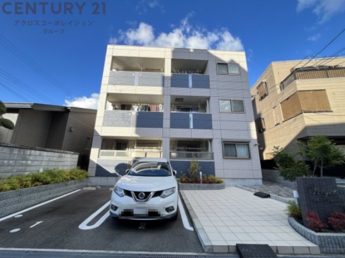 建物外観　オートロック、防犯カメラ付きで安心です！