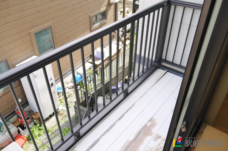 バルコニー　別部屋の写真です。