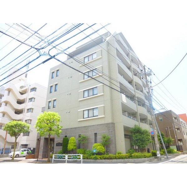 建物外観　駅徒歩５分の好立地