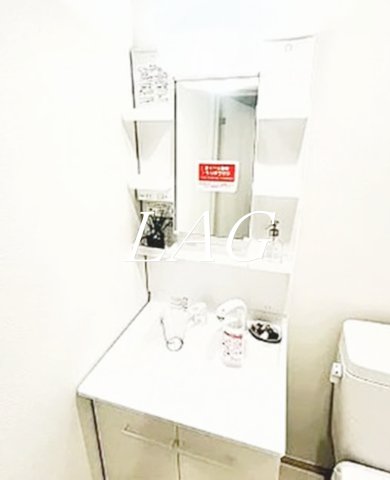 洗面設備　独立洗面台です。（モデルルームです。）