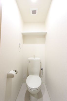 トイレ　清潔感のあるトイレです