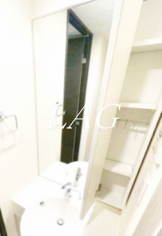 洗面設備　独立洗面台です。