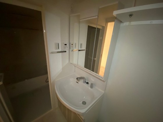 洗面設備　※別部屋の写真です