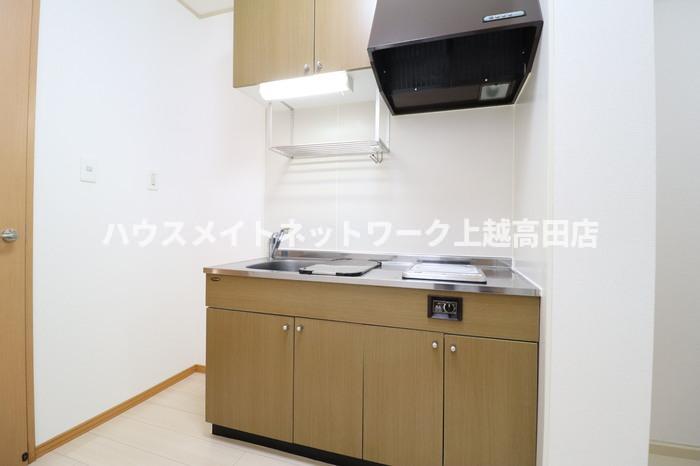キッチン　キッチン（IHクッキングヒーター付）（参考同型108号室室内