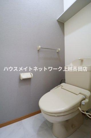 トイレ　温水洗浄暖房便座（参考同型108号室室内写真）