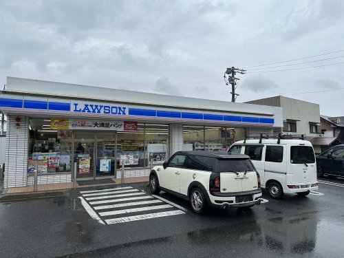 コンビニ　ローソン　四日市大矢知店（コンビニ）まで752m