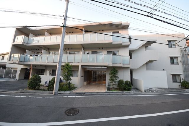 建物外観　☆お問い合わせはお早めに☆