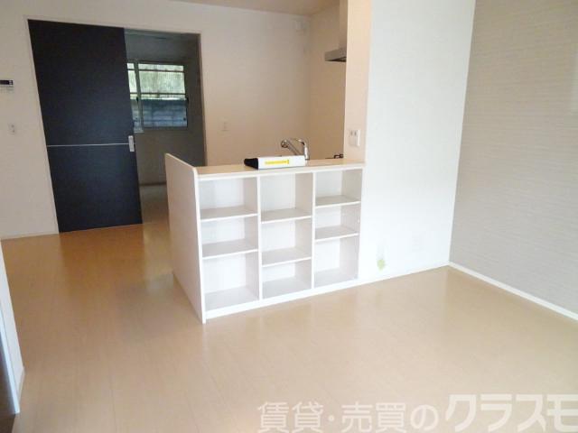 居室・リビング　カウンターキッチンです♪