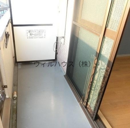 バルコニー　明るいバルコニー！