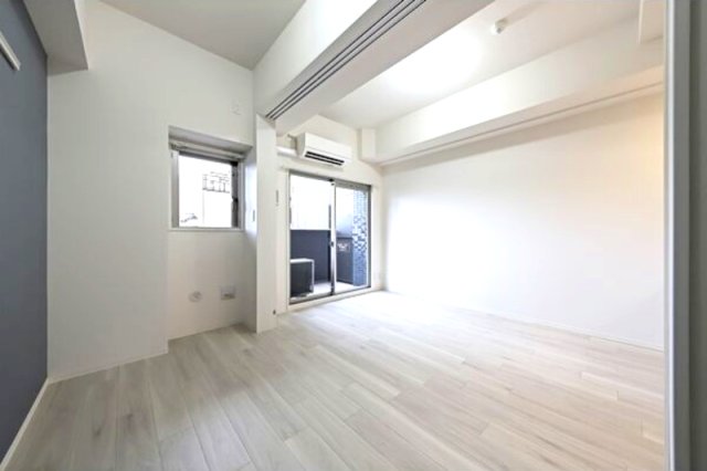 居室・リビング　※写真は同じマンションの違う部屋のものになります。