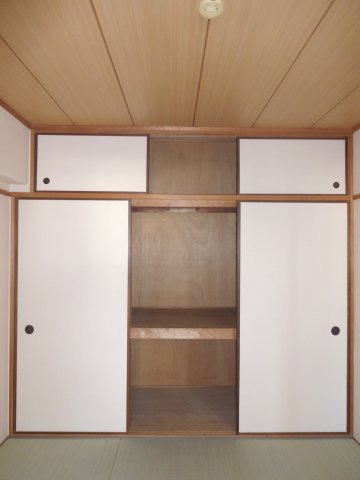 収納　参考写真（同物件別部屋）