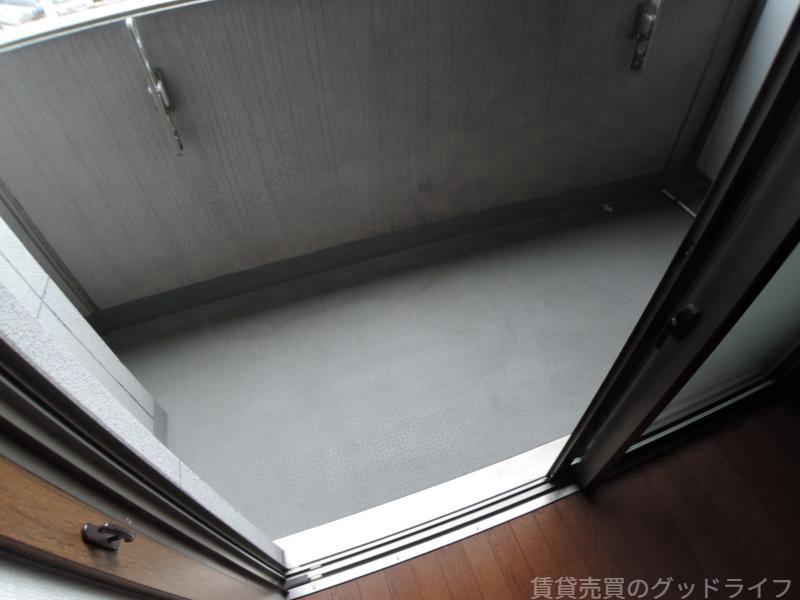 バルコニー　広々とした室内