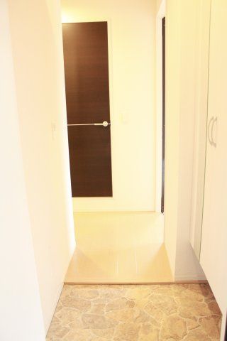 玄関　別のお部屋の写真です